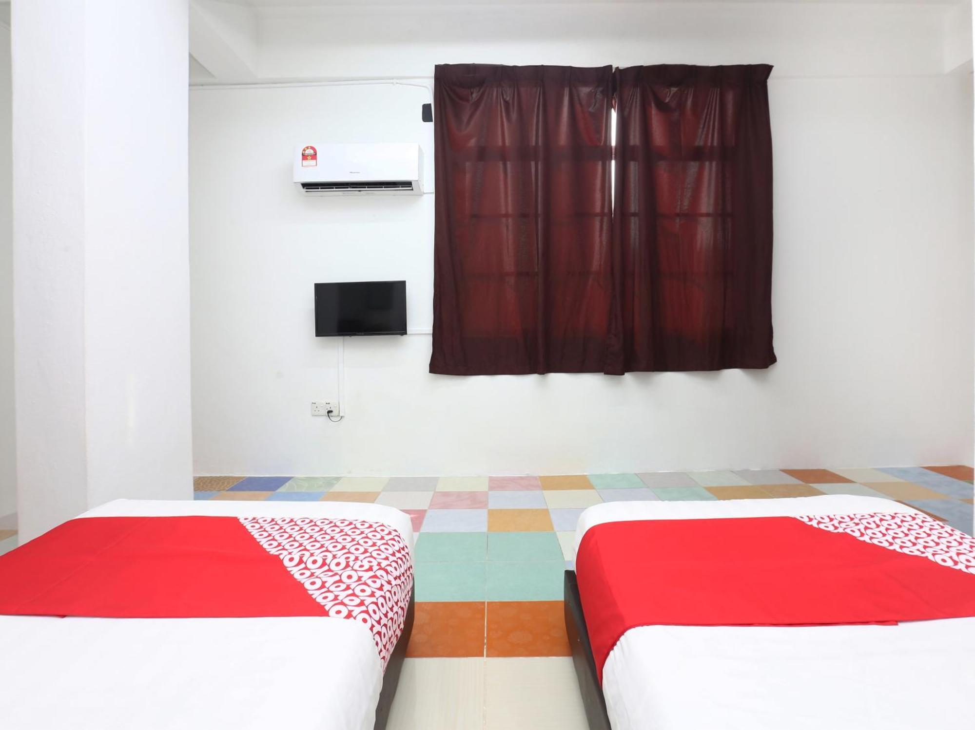 Kb Rest Inn-Family Triple Kota Bharu Eksteriør billede